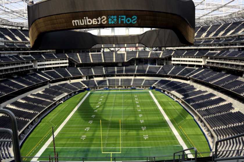 El Campo de Batalla: Césped en los Estadios de la NFL, ¿Natural o Artificial?