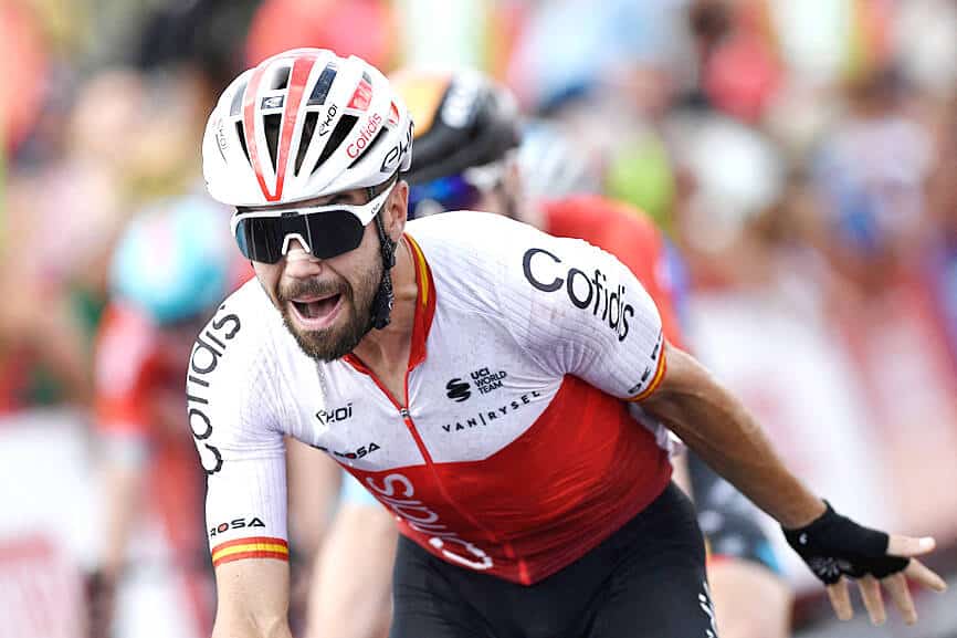 Jesús Herrada Brilla en la Vuelta a España: Emoción en La Laguna Negra