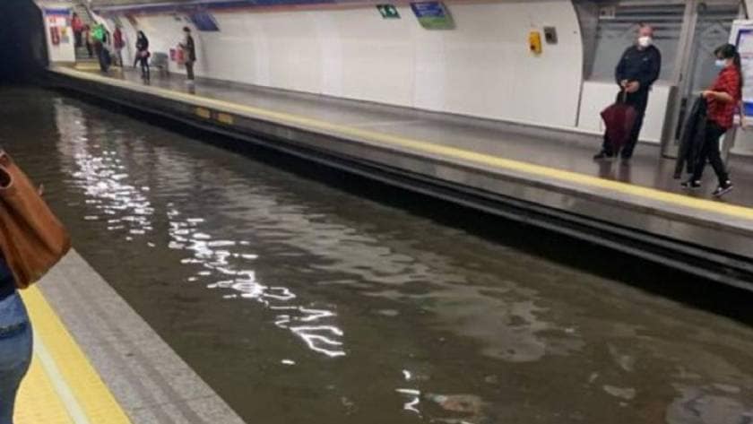 Tormentas y Lluvias Intensas Provocan Caos en Metro Madrid: Bomberos y Transporte Público en Alerta